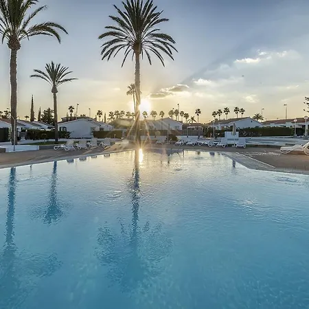 Newly Renovated Modern , Near C.c Yumbo * San Bartolome de Tirajana (Gran Canaria)