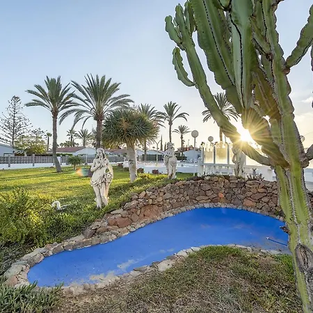 Holiday home Newly Renovated Modern , Near C.c Yumbo San Bartolome de Tirajana (Gran Canaria)